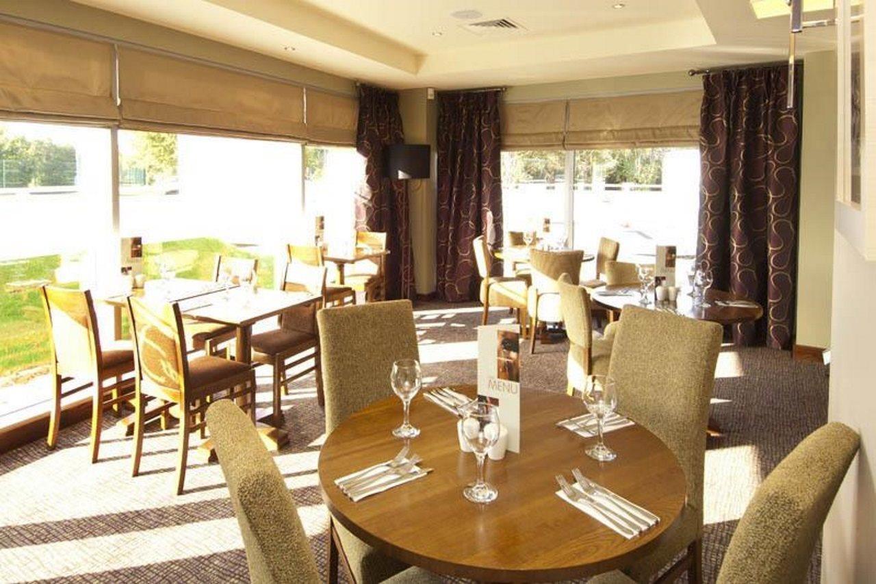 Premier Inn Liverpool John Lennon Airport Speke Exterior foto
