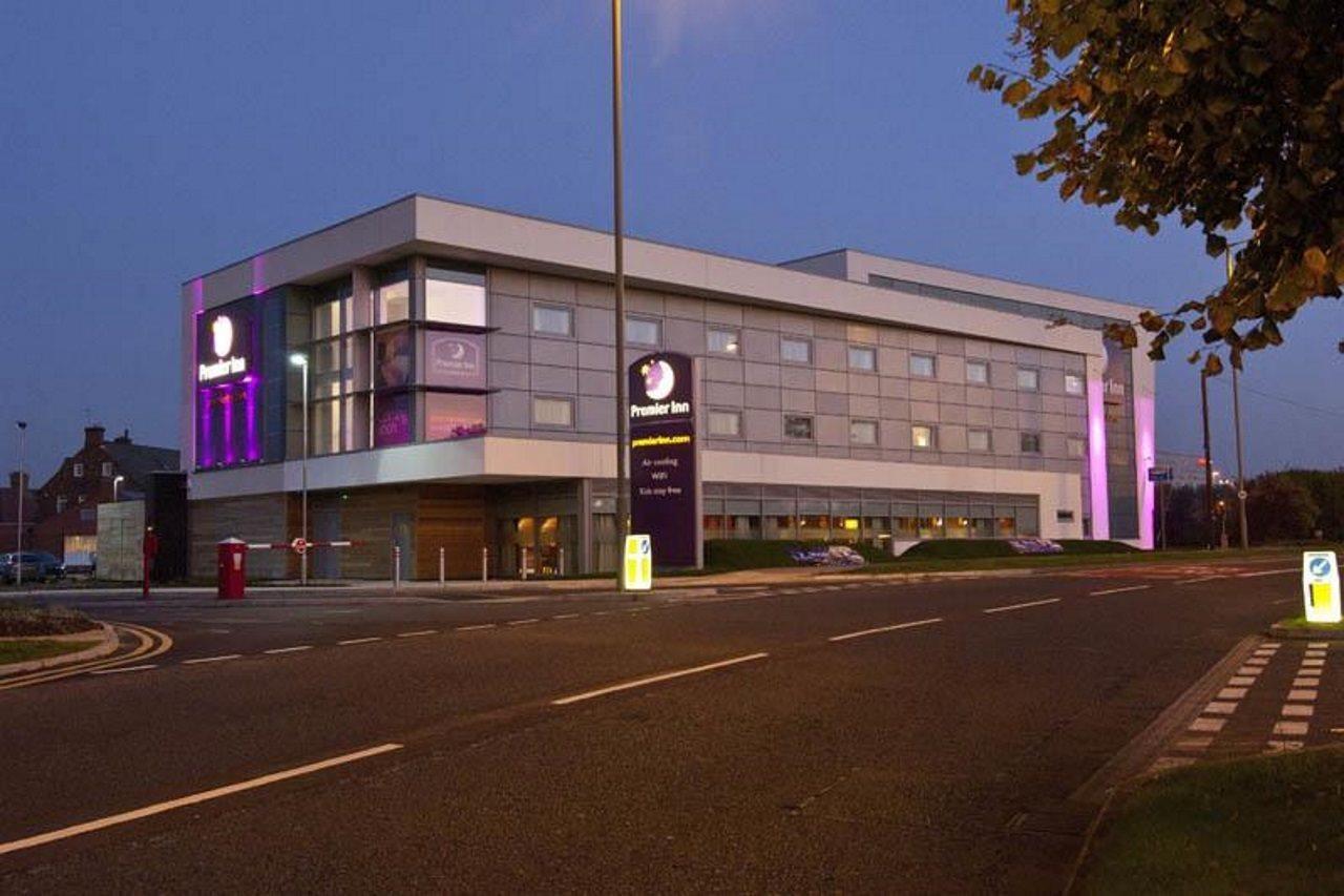 Premier Inn Liverpool John Lennon Airport Speke Exterior foto