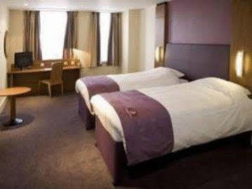 Premier Inn Liverpool John Lennon Airport Speke Exterior foto